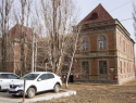 Администрация Камышина в очередной раз бросила клич среди охотников за стариной: продается здание Пушкинской школы, недорого