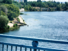 Камышане в зной купаются во всех неприспособленных местах города