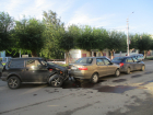 "Как эти водители рулят, и куда смотрят?" - камышане о ДТП на улице Пролетарской 21 сентября