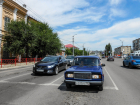 Уснувшие товарищи из "ведомства поливалок", асфальт в Камышине плавится! - камышанин
