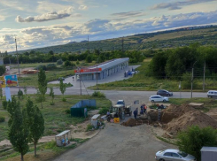В Камышине спустя сутки после аврала с горячей водой администрация, наконец, сделала заявление о причинах срыва в подаче ресурса и перспективах