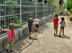 В Камышине в детсадах принимали на работу сотрудников и не интересовались, не были ли эти особые соискатели судимы