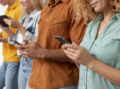 Аналитика Yota: россияне стали втрое активнее пользоваться нейросетями