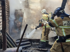 Следственный комитет начал проверку по факту смерти на пожаре 4 мая 60-летнего камышанина