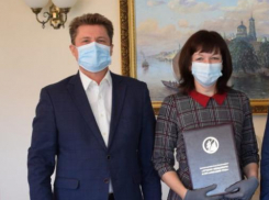 Администрация Камышина раскрыла, сколько получает директор ее главной пиар-структуры, которая почему-то называется холдингом