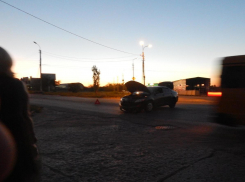 Безобидное «кольцо» на улице Базарова становится одним из самых аварийно опасных мест Камышина