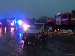 На московской трассе не «разошлись» «Лексус» и «Тойота» из-за 75-летнего водителя