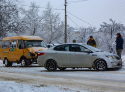 В Камышине в ДТП попала маршрутка на улице Текстильной