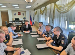 Станислав Зинченко в личном телеграм-канале рассказал, зачем он собирал силовиков в своем кабинете