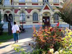 С чем в Камышине связан дефицит скамеек на набережной? - камышанка