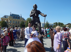 По статистике женихов не хватает почти на 16 процентов невест всех возрастов в Волгоградской области