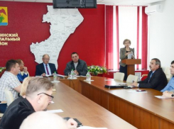 «Пара-тройка» миллионеров нашлась и в Камышинской районной думе