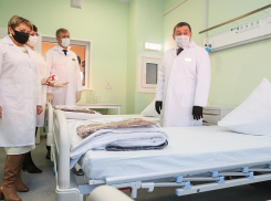 Андрей Бочаров прокомментировал невероятный всплеск внебольничных пневмоний в Волгоградской области, превышающий обычный уровень в 12 раз
