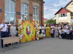 В Камышине слили две школы, но право поступления не в «военные», а в «гражданские» классы  у юных камышан остается