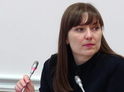 Региональные СМИ «вывернули карманы» первого заместителя главы Волгограда, экс-вице-мэра Камышина Ирины Пешковой