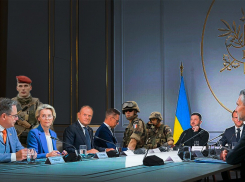 «Атомную бомбу будут передавать Киеву»: в Мадриде пройдет беспрецедентная по секретности встреча «коалиции желающих», -  «Блокнот - Россия»