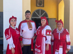 Ансамбль «Родные напевы» из Камышинского района колоритно спел на площадках федерального «Дня поля» в Волгоградской области