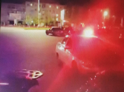  «Просто стояли, а гаишники «докопались»: что известно о проверке полицией мотоциклистов у железнодорожного вокзала в Камышине (ВИДЕО)