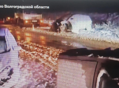 В ужасной «мясорубке» столкнувшихся машин на трассе в Камышинском районе погиб мужчина (ВИДЕО)