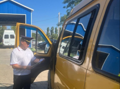 Госавтоинспекция Камышина провела акцию «Чистый воздух»