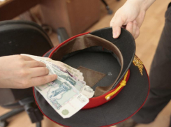 Подполковника осудили за легенду о покровительстве для торговцев павильона рядом с воинской частью