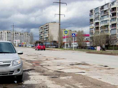 В Камышине энергетики отключают электричество и горячую воду в половине многоэтажек 3-го городка