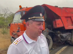 Там трупы в крови на дороге: первые подробности о кошмарной массовой гибели людей в аварии под Волгоградом (ВИДЕО)