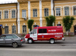 Под угрозой наступления 40-градусной жары губернатор Волгоградской области «раздал» муниципалитетам срочные поручения  по противопожарным мерам