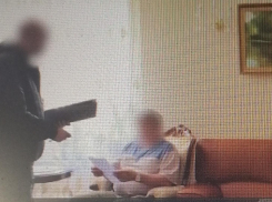 Полиция опубликовала свой релиз и видеосюжет задержания фигурантов криминальной истории с руководством камышинского скандального КПК «Честь» (ВИДЕО)