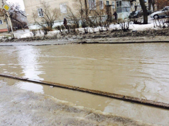 В Камышине, с приходом весны, затопило большинство улиц города