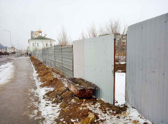 Высокопоставленный чиновник из администрации Камышина заявил, что реконструкция улицы Октябрьской будет закончена «вот-вот»