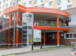 «Мы не спим уже третью ночь»: подожженного школьника перевязывают под наркозом, - портал V1.RU