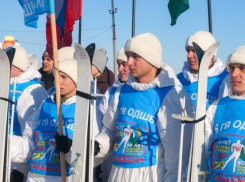 Команда камышинских десантников - участников лыжного марафона приближается к финишной точке беспрецедентного марш-броска