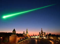 Тайна зеленого болида над Москвой раскрыта. Трамп ударил по столице России метеоритом? -  «Блокнот - Россия»