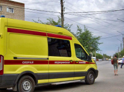 Тройная авария случилась ранним утром на трассе в Камышинском районе из-за «гонщицы»-дамы