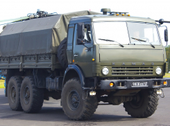 Камышинский городской суд рассмотрит иск хозяйки автомобиля, на который упала «железяка» с КАМАЗа камышинских десантников