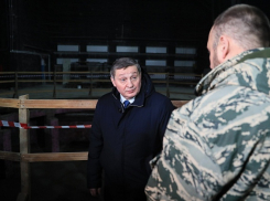 Губернатор Андрей Бочаров проинспектировал ремонт театра и пригрозил потерей должностей ответственным чиновникам