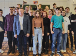 Студенты Камышинского технологического института сыграли в бизнес-идею компьютерного клуба и кофемашины