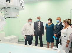 Губернатор Андрей Бочаров предсказал сложную коронавирусную зиму