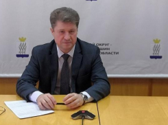 Станислав Зинченко выступил с докладом-отчетом по поводу пожаров и погибших в Камышине