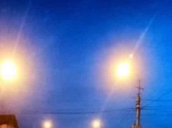 Вооруженное монтировкой «чучело» с фонарем во лбу пролезало ночью в окно и начинало шарить, где «плохо деньги лежат»