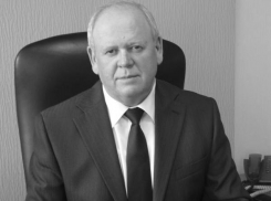 Руководители, коллеги и простые сельчане 12 августа вспоминают бывшего главу Камышинского района Владимира Ерофеева