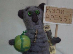 Станислав Зинченко за весь день 24 октября нашел одну актуальную тему для общения с горожанами в своем телеграм-канале: сувениры