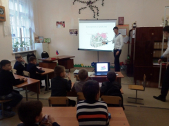Команда ДЮЦ Камышина заняла первое место в судомодельных соревнованиях