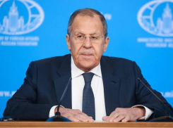 Новый поворот в карьере министра иностранных дел Сергея Лаврова предсказал известный политолог  