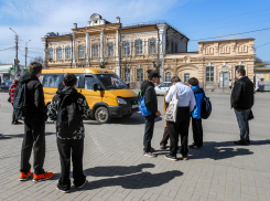 В городах и селах Волгоградской области пользователи массово жалуются на сбой в Max 30 марта 