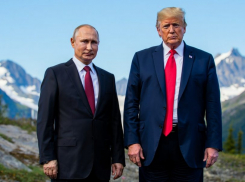 «Зеленского окунут головой в американский унитаз»: эксперты рассказали, к чему приведет встреча на Аляске