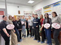 В Татьянин день в  Камышине к донорской акции студентов присоединились преподаватели