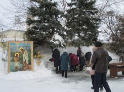 Когда камышанам можно набрать святую воду на Крещение