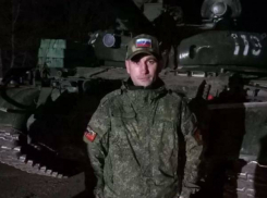 В Иловлинском районе земляки проводили в последний путь погибшего в СВО мобилизованного педагога